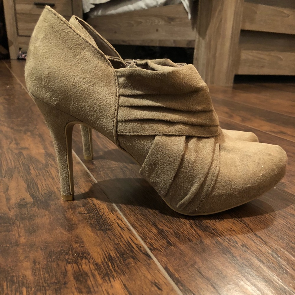 Size 10 heels